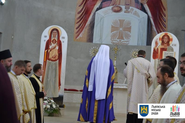 У львівському храмі Святої Софії Премудрості Божої освятили мозаїку куполу