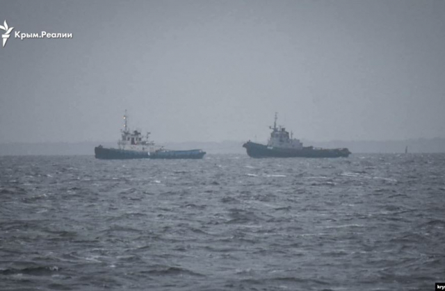 Захоплені біля берегів Криму кораблі повернулися в порт Очакова