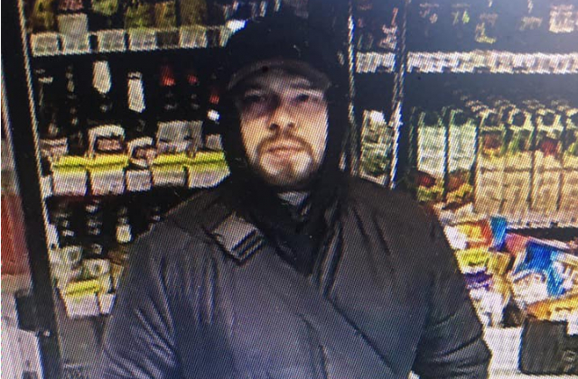 Поліція розшукує злочинця, який пограбував магазин у Львові