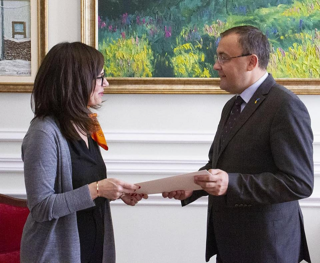 Новий посол Канади почала роботу в Україні