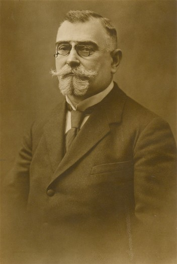 Кость Левицький (1859 - 1941)          Фото: uk.wikipedia.org