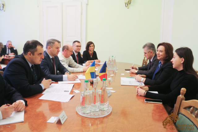 Олександр Ганущин зустрівся з Генеральним консулом Румунії Іриною-Лореданою Стенкулєску