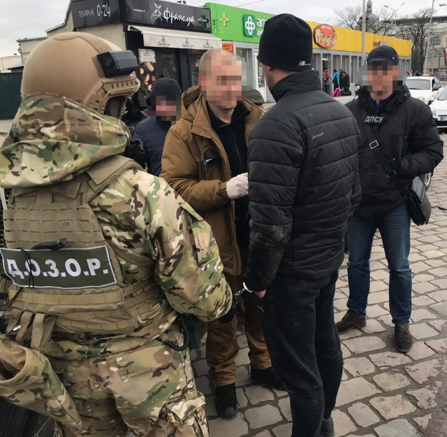 На Львівщині ліквідовано канал контрабанди в Україну психотропних засобів