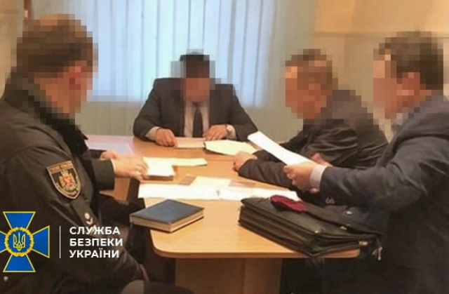 СБУ викрила міського голову Коростишева на службовій недбалості