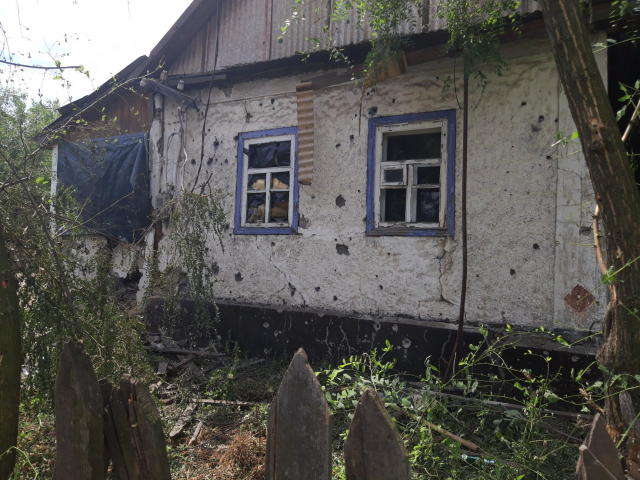 Збройні формування РФ обстріляли житлові будинки у Катеринівці