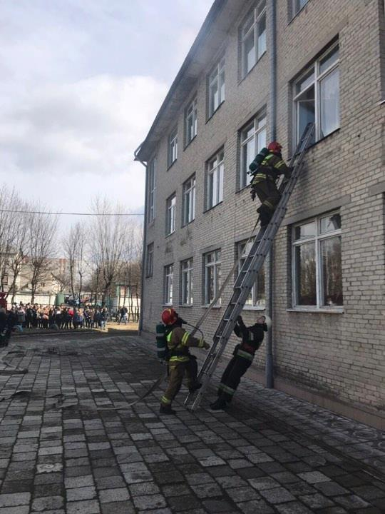 У Залізничному районі міста Львова відбувся показовий День цивільного захисту