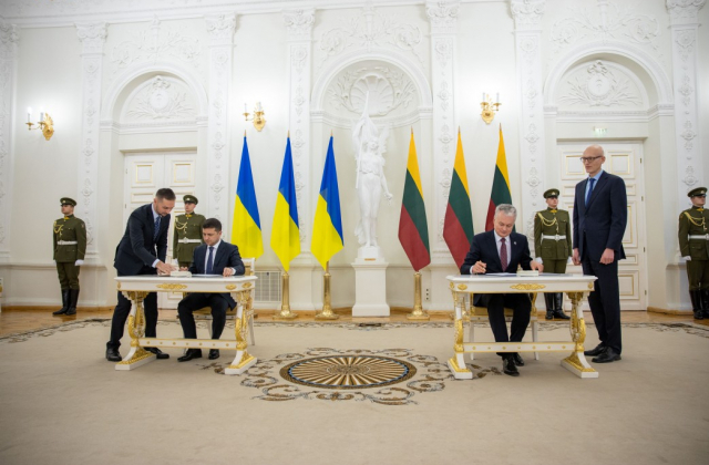 Президенти України та Литви підписали низку документів