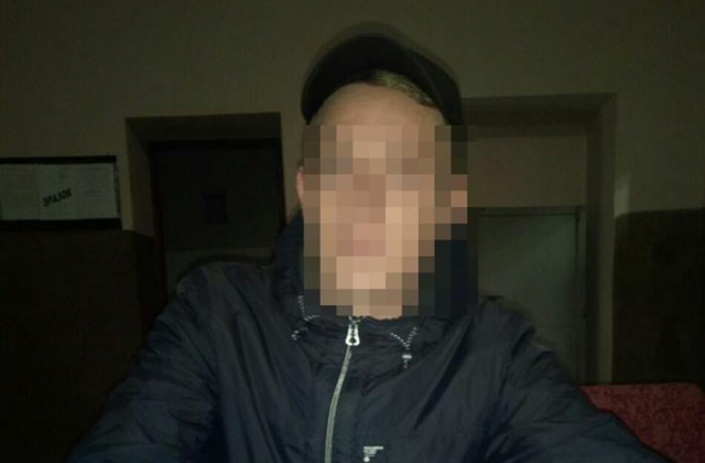 У Львові чоловік намагався продати через інтернет ймовірно крадений телефон