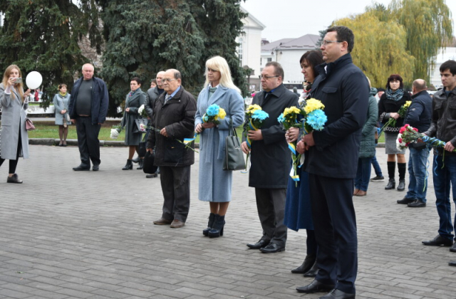 У Луцьку відбувся вечір-реквієм "Пам’ятай, Україно, Героїв своїх".