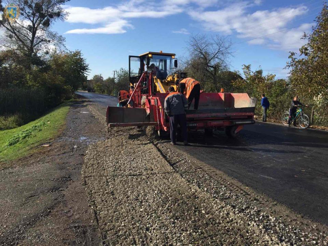 У селі Перетоки на Сокальщині завершується ремонт дороги