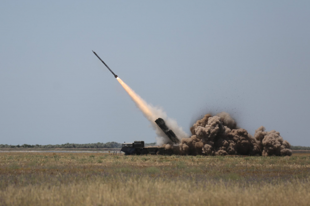 На Одещині відбулись випробування модернізованих ракет "Вільха". Фото: Апарат РНБО України