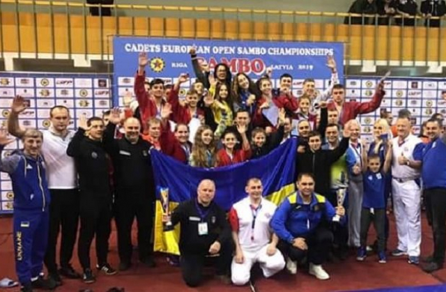 Збірна України на чемпіонаті Європи з самбо серед кадетів