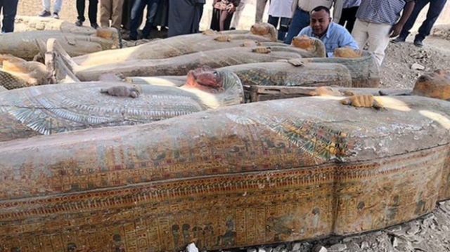 Археологи знайшли в Єгипті понад 20 саркофагів епохи Нового царства
