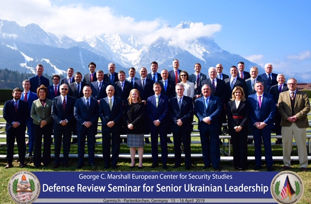 Українська військова делегація у ФРН бере участь семінарі з питань оборонного огляду