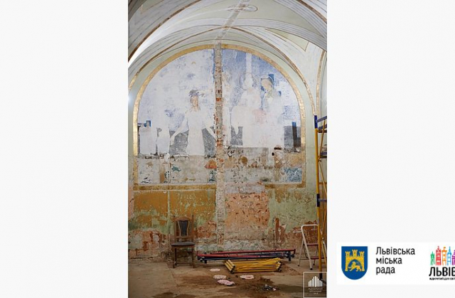 У Львівському органному залі відновлюють розписи Яна Генрика Розена