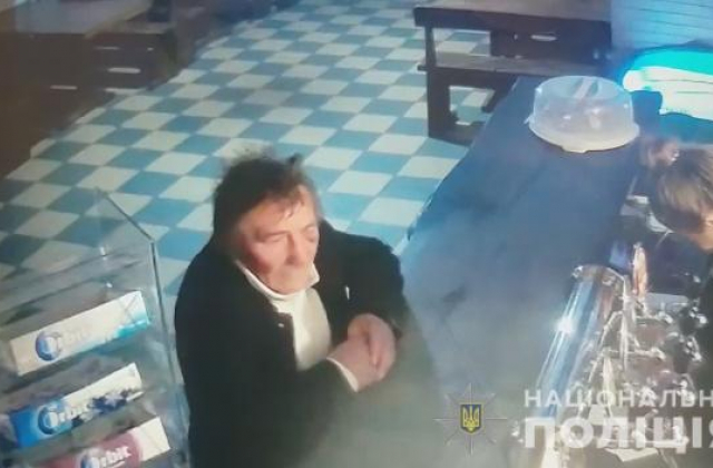 Поліція просить допомогти встановити особу загиблого у ДТП на Березнівщині