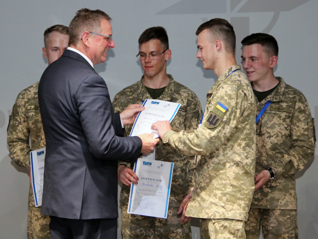 У Києві завершився другий Національний оборонний хакатон