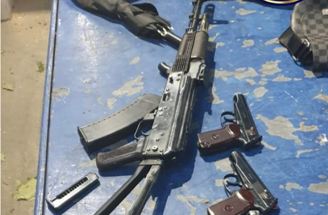 Військова прокуратура затримала іноземця, який купував в Україні зброю