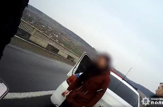 Скріншот з відео поліції