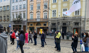 Фото Радіо Свобода, Галина Терещук, Підприємці кажуть, що у них немає грошей на оренду, закупівлю товарів, зарплати найманим працівникам