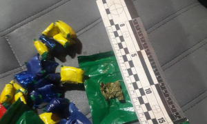 На Сихові затримали чоловіка із 23 пакетами наркотичної речовини