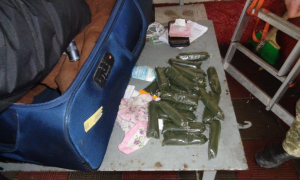 На кордоні затримали узбека з 2,5 кг наркотичної речовини